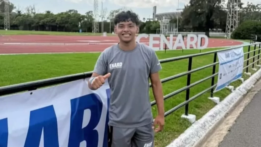 El salteño Francisco Soria, medalla de Bronce en el Torneo Nacional de Halterofilia