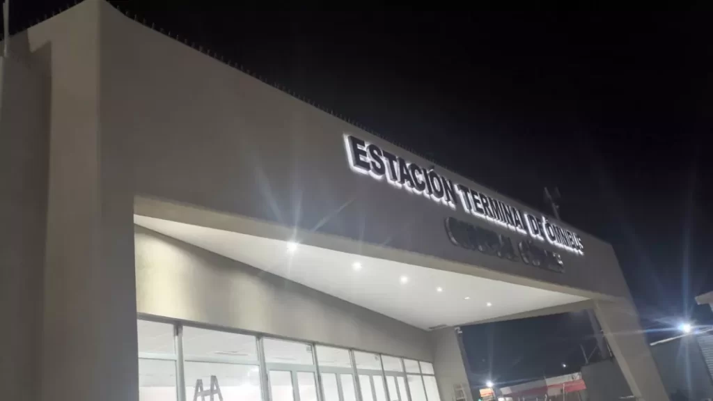 Tramo final de la obra de la nueva terminal de ómnibus de General Güemes
