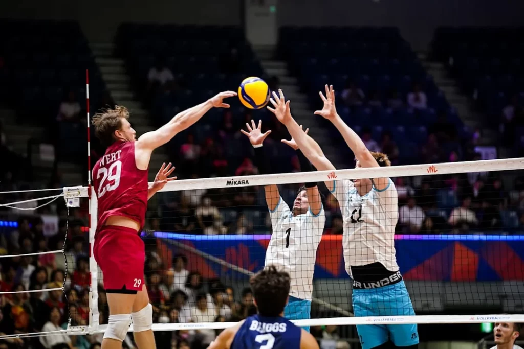 VNL: la selección argentina de vóley cayó con Estados Unidos y se quedó sin chances de avanzar a los playoffs