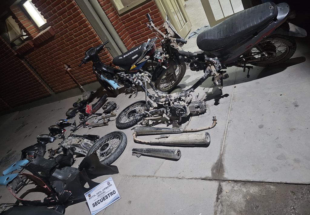 Detienen a un hombre por encubrimiento y secuestran tres motos en zona sureste