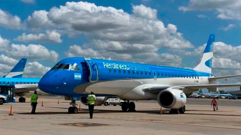 La versión oficial sobre las amenazas de bomba en vuelos de Aerolíneas Argentinas