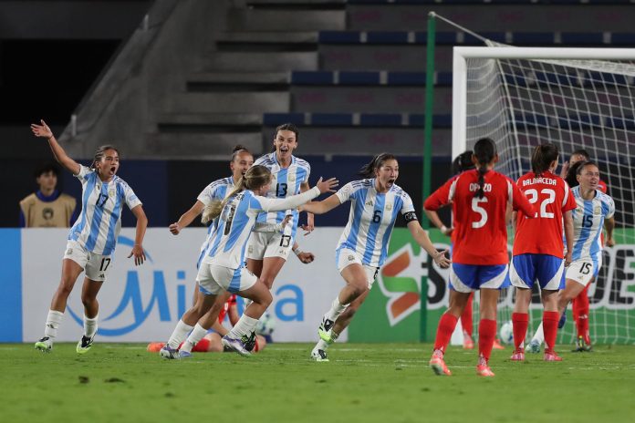 Copa América Femenina 2025: Argentina venció 2-1 a Chile y lidera la Zona A