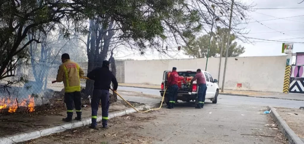 En las últimas 24 horas se registraron 14 focos de incendios de pastizales en Salta