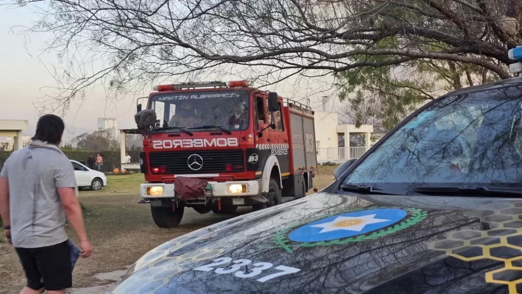 Intenso trabajo para sofocar distintos incendios en Capital y los Valles