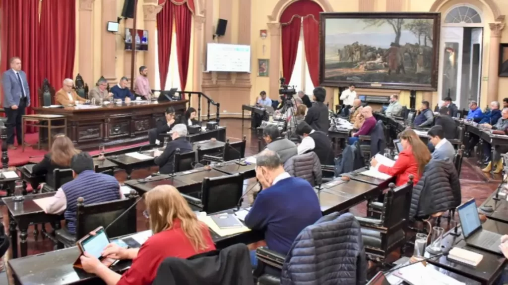 Diputados aprobó que Provincia tome un crédito por 100 millones de dólares