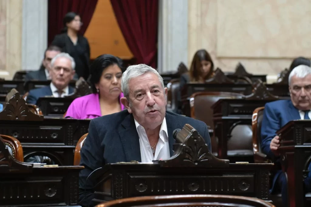 Diputados aprobó cambiar el huso horario en invierno para ahorrar energía: qué significa y cuándo se aplicaría