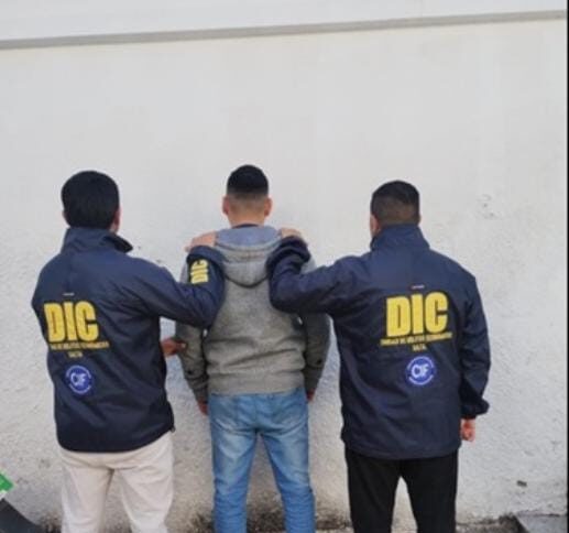 Detienen a un cabo de la Policía Federal en el marco de una investigación por estafas