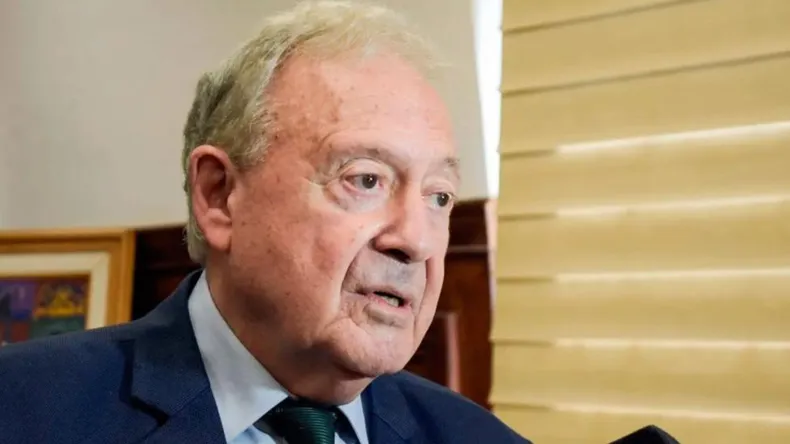 Nueva variante del Covid: «El virus quiere seguir existiendo», dijo Hugo Pizzi