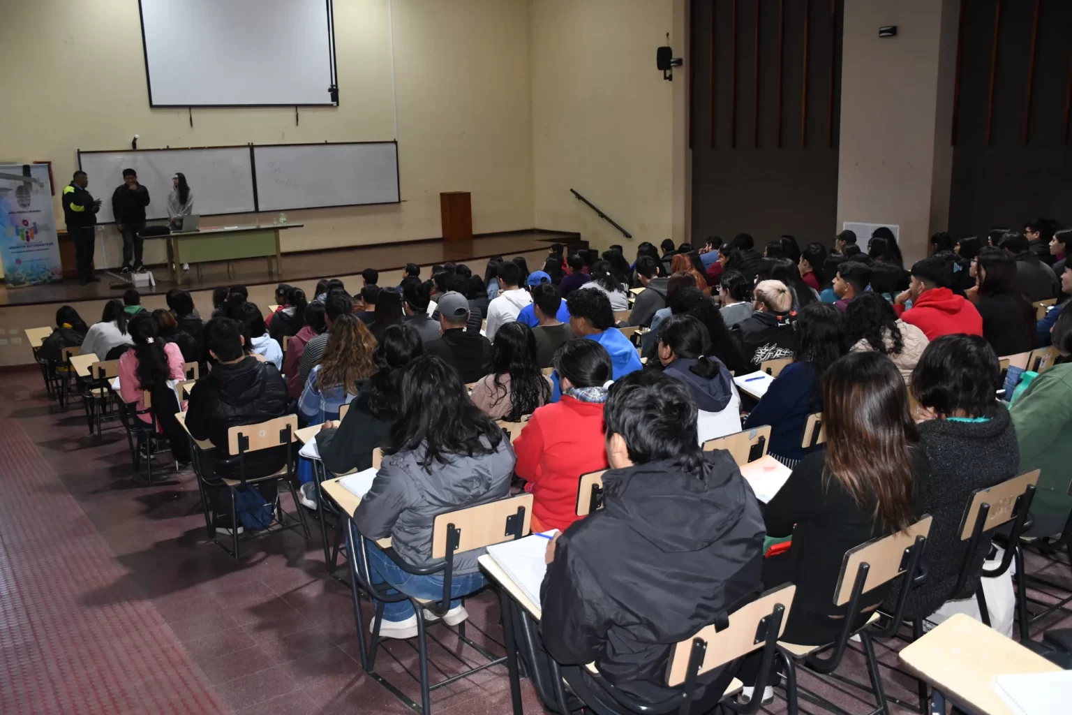 Tránsito puso en marcha el curso de Primera Licencia en la UNSa