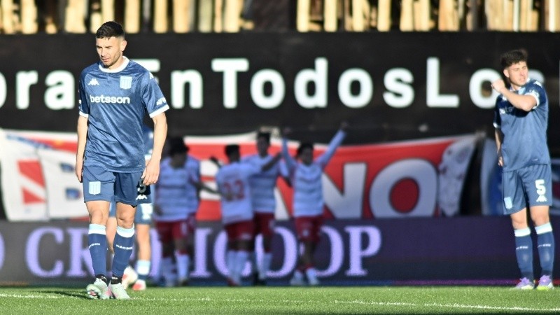 Dura derrota de Racing ante Argentinos Juniors por el Torneo Clausura 2025