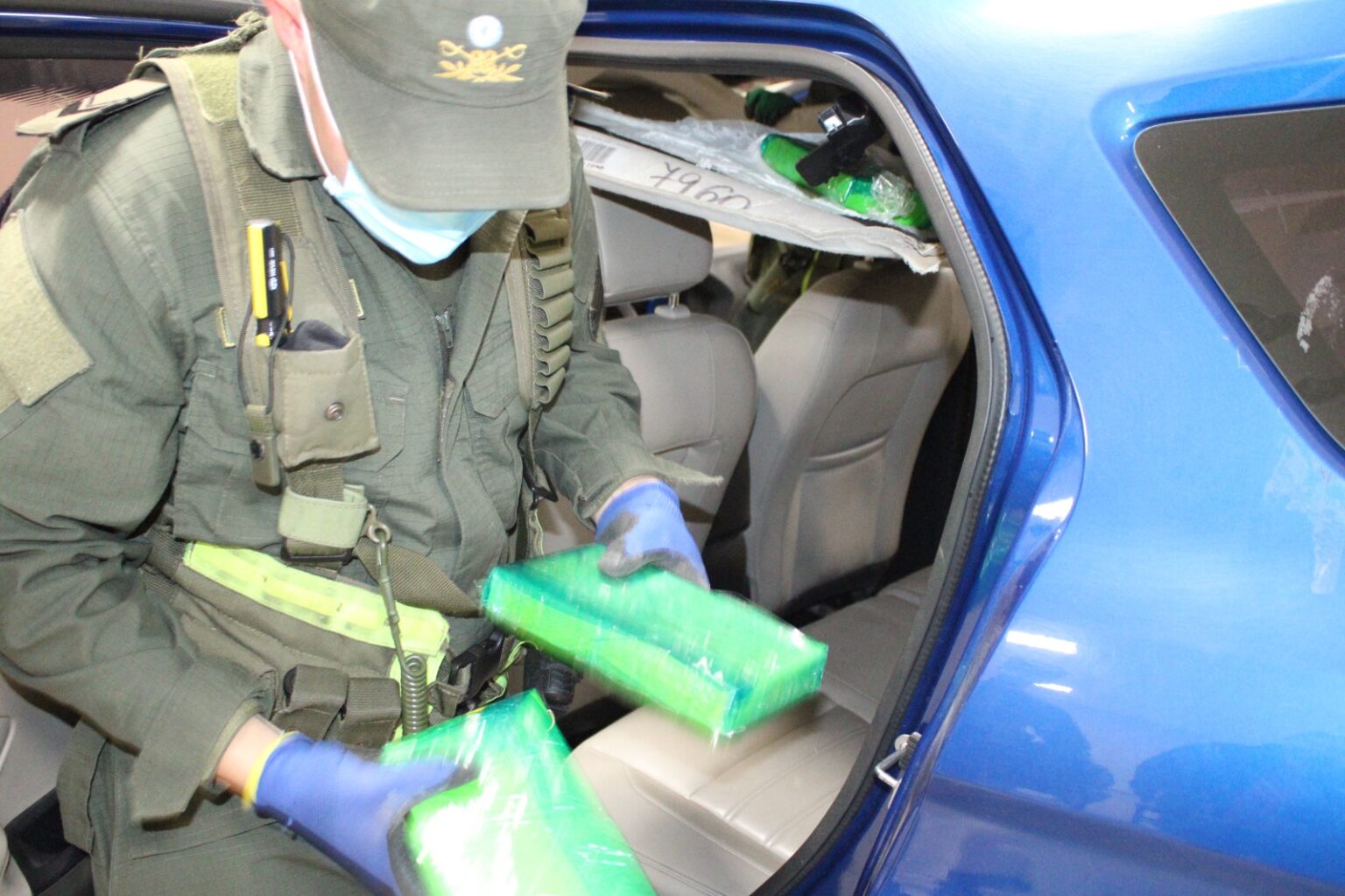 Viajaban de Salta a Catamarca con más de 8 kilos de cocaína en el techo de una camioneta