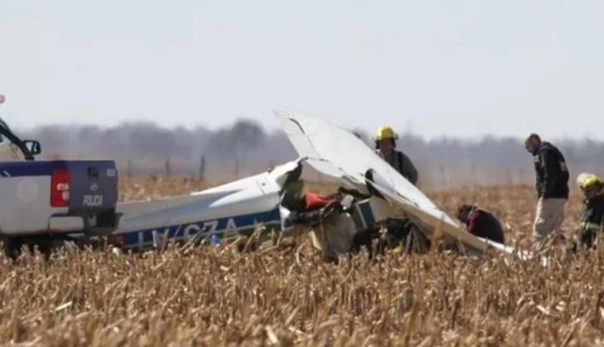 Una avioneta se estrelló durante un festival de acrobacias en Córdoba: dos víctimas fatales