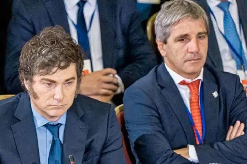 Sólo 3 de 10 argentinos están satisfechos con el rumbo político económico