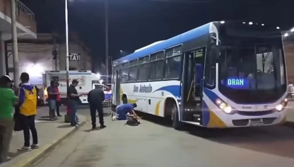 Un hombre murió tras ser arrollado por un colectivo en Pichanal