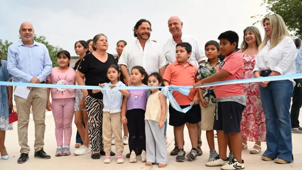 Sáenz inauguró obras en Las Lajitas