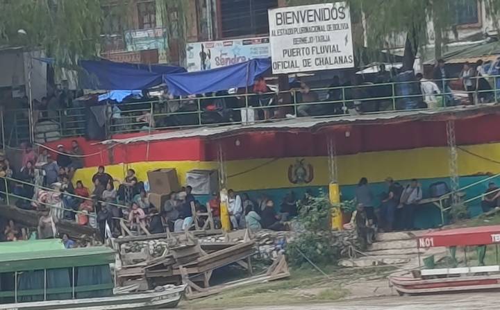 Cientos de argentinos quedaron varados en Bolivia tras la crecida del río Bermejo