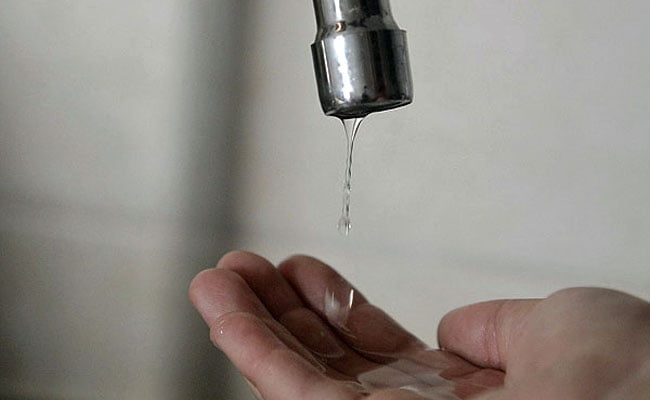 Baja presión y cortes de agua en distintas zonas de Salta Capital