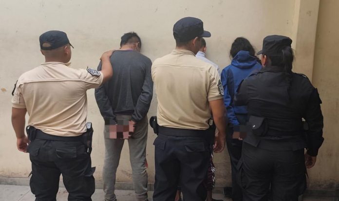 Tres detenidos por tentativa de robo a un restaurante