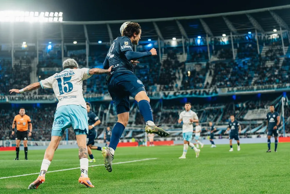 Racing e Independiente Rivadavia no se sacaron ventajas en Avellaneda por el Torneo Clausura