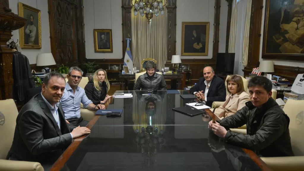 Cambios en el Gabinete de Javier Milei: se va Guillermo Francos y Santiago Caputo será ministro