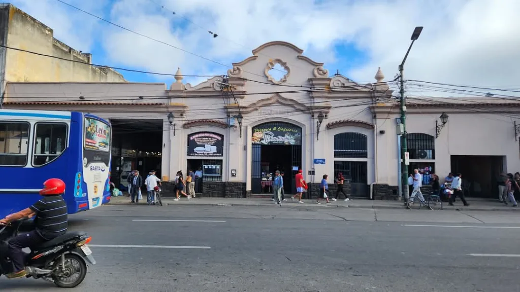 Este jueves el mercado San Miguel no abrirá por la tarde