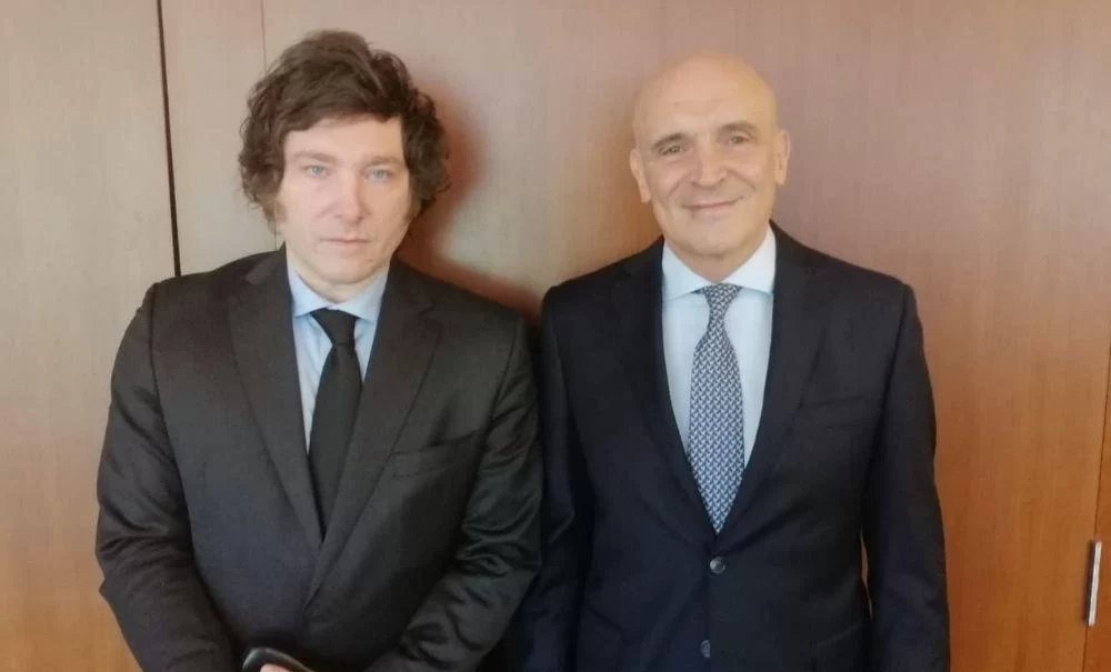Javier Milei bajó a José Luis Espert y anunció que Santilli encabezará la lista en Provincia de Buenos Aires
