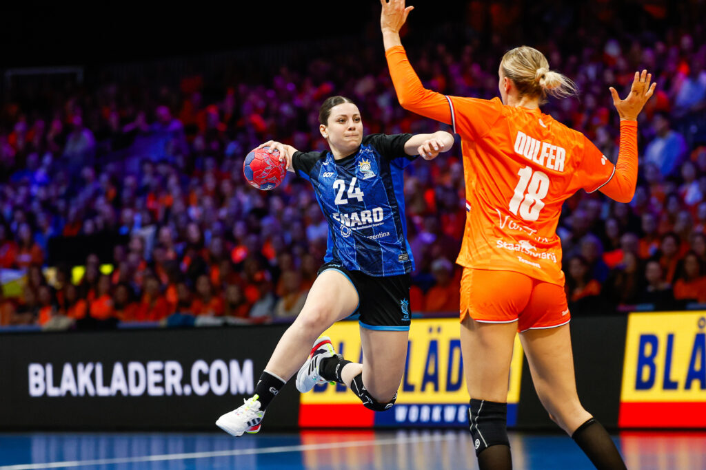 Debut positivo a pesar de la derrota argentina en el Mundial de handball femenino
