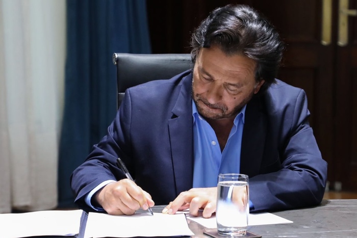 Sáenz adelantó cambios en su Gabinete y una reducción en la estructura del Estado