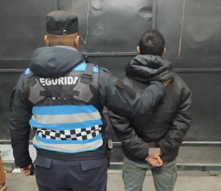 Detectaron a un hombre con pedido de captura durante un control vehicular
