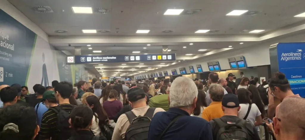 Aeroparque paralizado: por nuevo operativo de seguridad cancelan todas las operaciones de vuelos