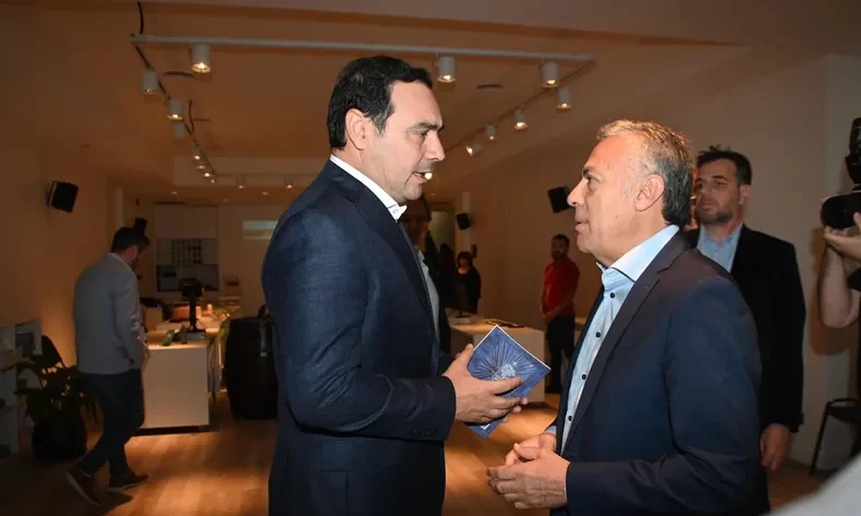 Crisis en la UCR: debate interno para elegir sucesor de Lousteau en medio de la debacle electoral