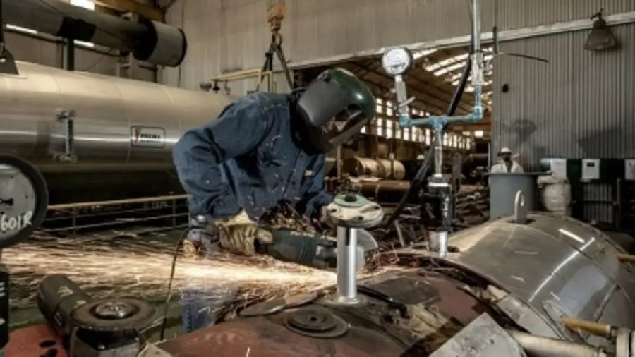 Cayó fuerte el empleo industrial: 97% de empresas no sumará personal