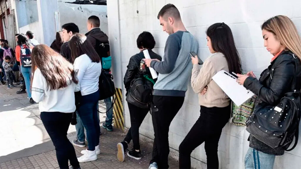 Aseguran que se perdieron 205.000 empleos asalariados en lo que va de gestión de Javier Milei