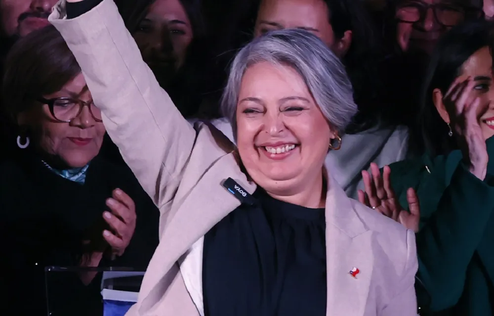 Chile: los primeros resultados del exterior dan ganadora a Jeannete Jara