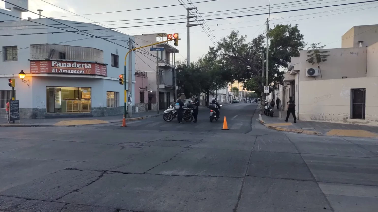 Investigan el hallazgo de un hombre sin vida en B° Hernando de Lerma