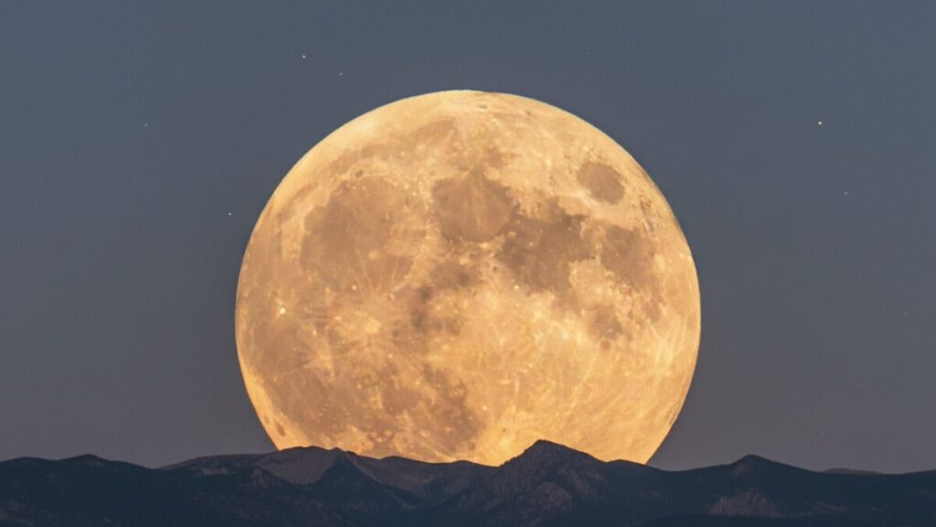 ¡No te la pierdas! Horario y Claves para Ver la Superluna más Grande del Año Hoy, Miércoles 5 de Noviembre