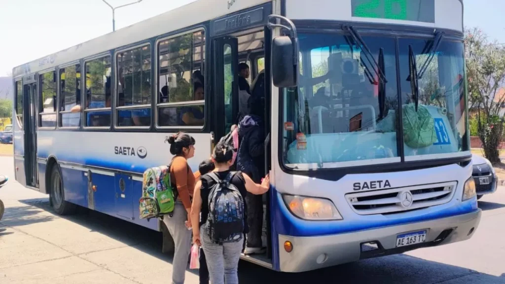 Servicio de colectivos para Año Nuevo