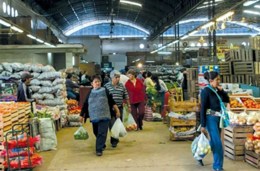 Cofruthos informó su horario especial de atención por Nochebuena y Navidad