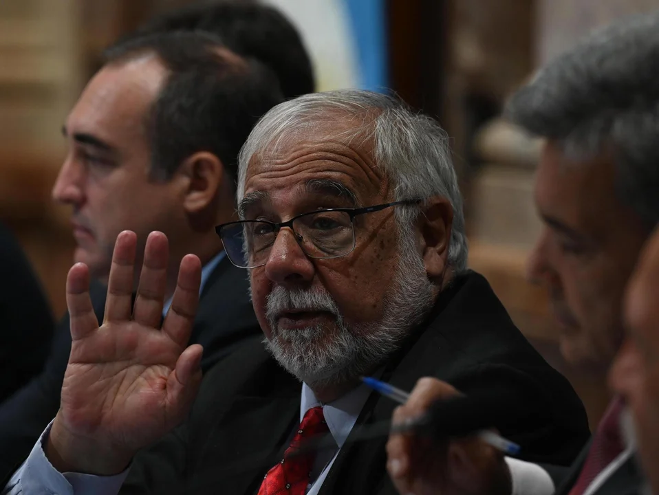 El Senado dictaminó a favor del proyecto “Inocencia Fiscal» y se debatirá el 26 de diciembre