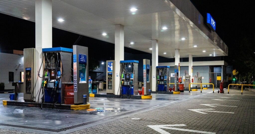 En Navidad y Año Nuevo no habrá venta de combustible durante la noche