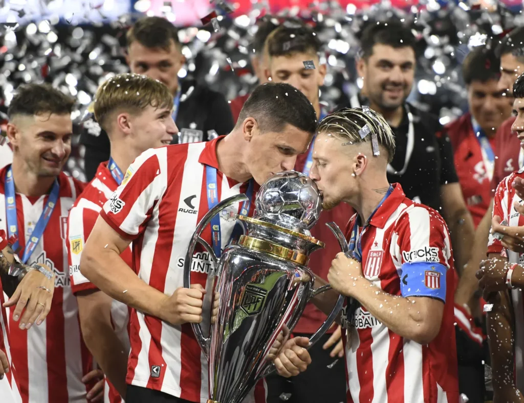 Estudiantes se consagró campeón del Torneo Clausura 2025