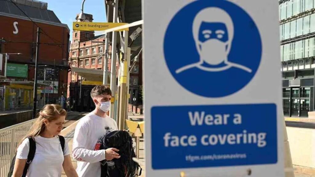 Alarma en Reino Unido: cierran escuelas por brote de gripe H3N2