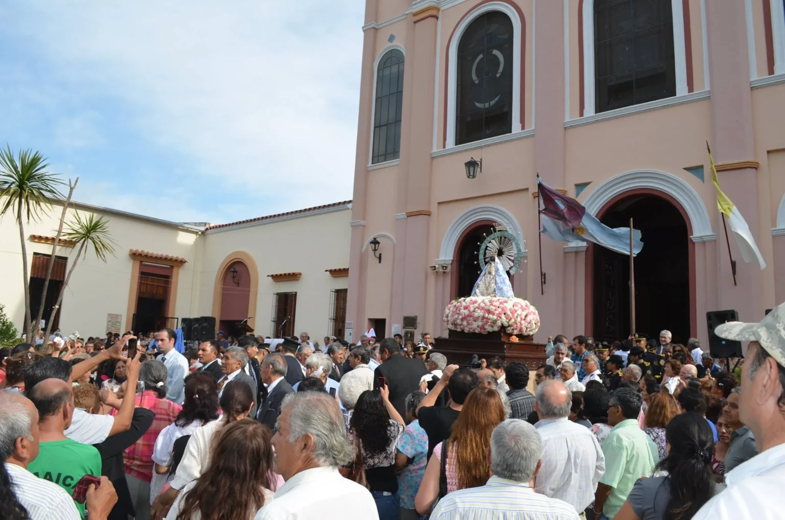 Operativo de Tránsito por la procesión de la parroquia León XIII