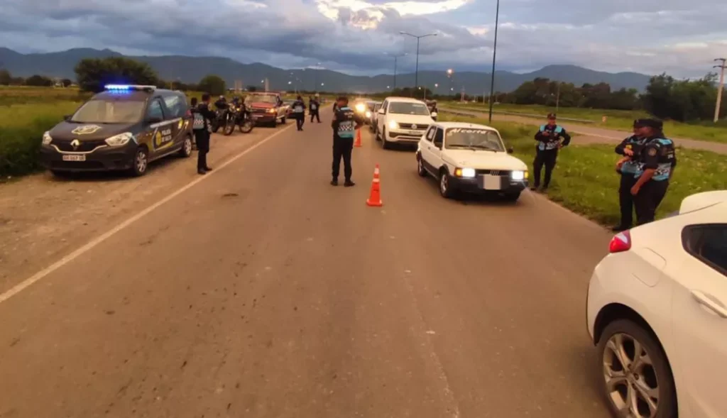 Más de 700 conductores infraccionados en operativos de seguridad vial por Año Nuevo