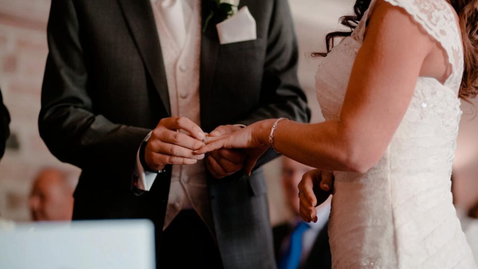 Martes 13: tres parejas desafían la superstición y se casan en Salta Capital