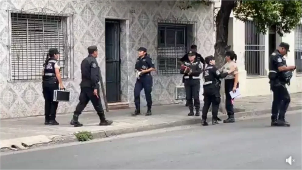 Encontraron a un hombre sin vida en calle Catamarca al 500