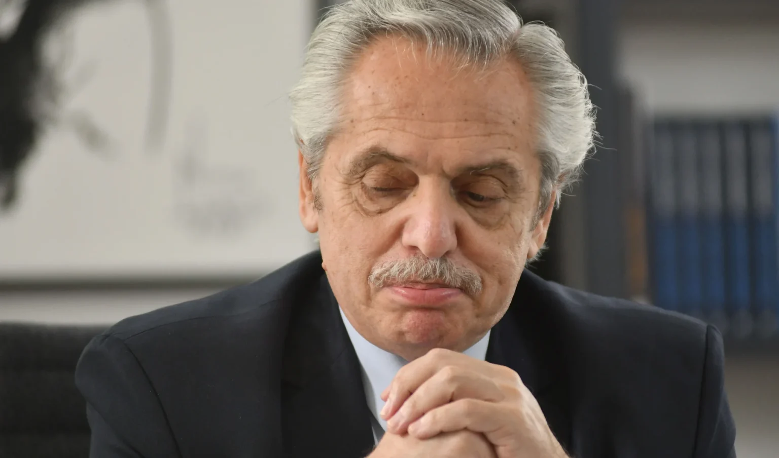 Procesaron a empresas y a un exfuncionario de Olivos en una causa que involucra a Alberto Fernández