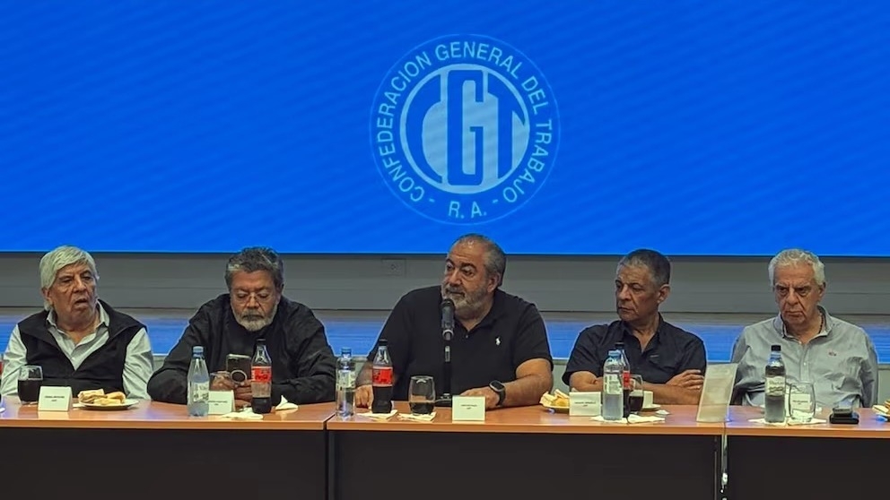 La CGT reúne este viernes a su Consejo Directivo y amenaza con un paro general contra la reforma laboral de Milei