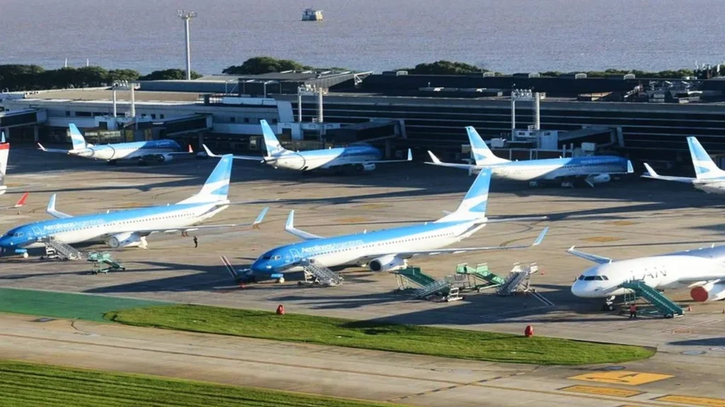 ATE convocó a un paro nacional en todos los aeropuertos por atrasos salariales