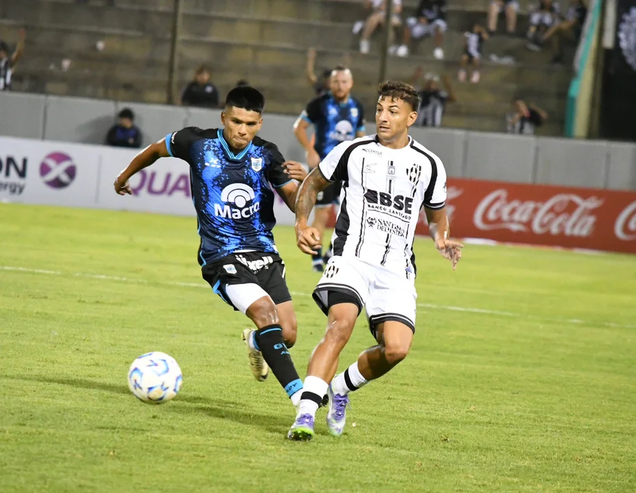 Gimnasia de Jujuy dio el batacazo en Salta y eliminó a Central Córdoba en la Copa Argentina